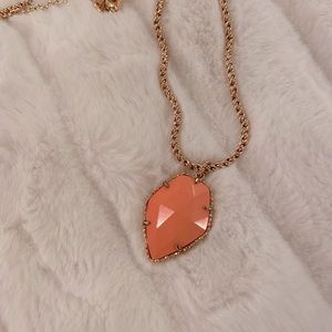 Kendra Scott long pendant necklace